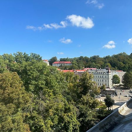 Apartment Th Karlovy Vary Exterior photo