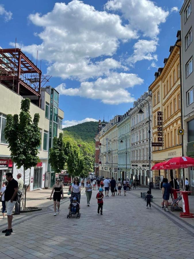 Apartment Th Karlovy Vary Exterior photo